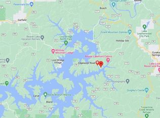 20 Schulz Edgewater Dr, Eureka Springs, AR 72631