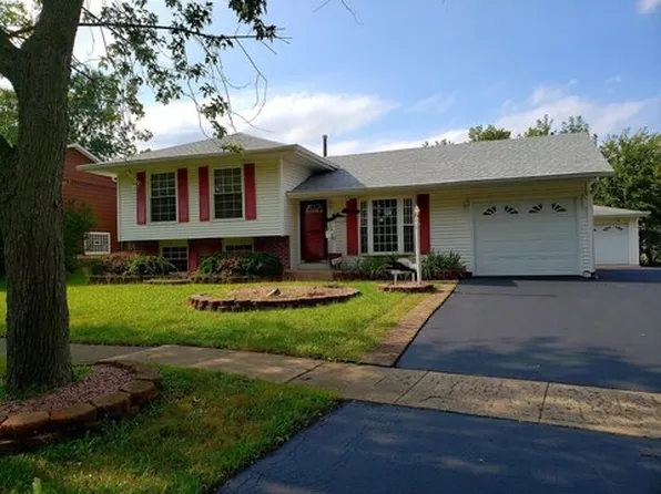 (undisclosed Address), Hazel Crest, IL 60429