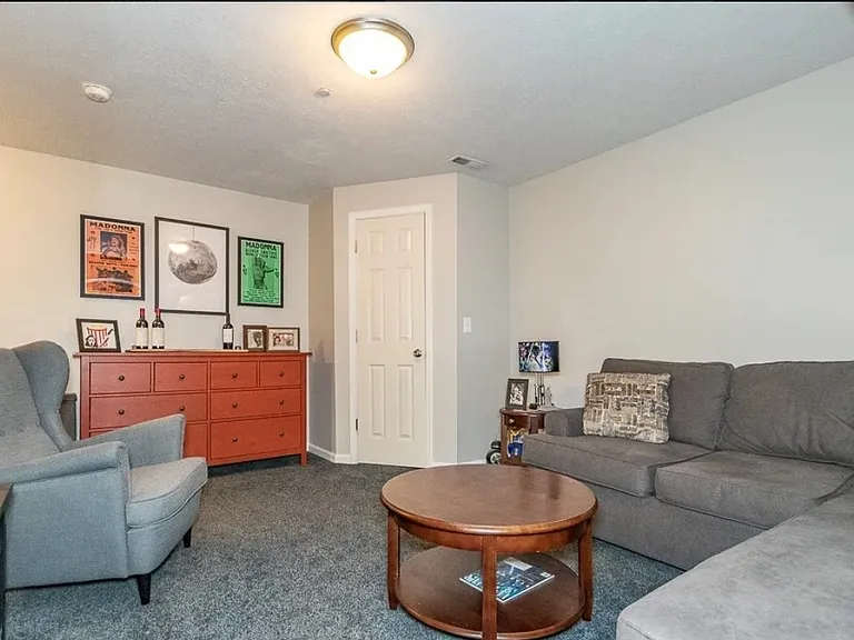 1254 Meadow Run — Photo 11