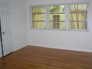1st image of 907 Euclid Ave APT 5