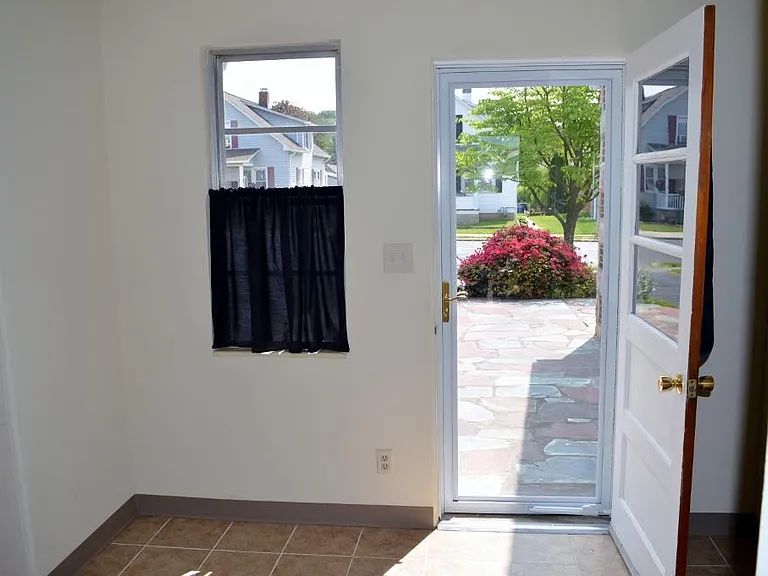 1200 Easton Rd — Photo 5