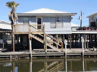 115 Tiger Ln, Grand Isle, LA 70358