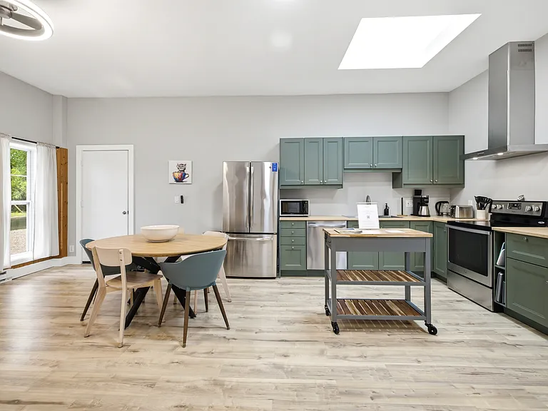 15775 Lakeshore Rd #2 — Photo 7