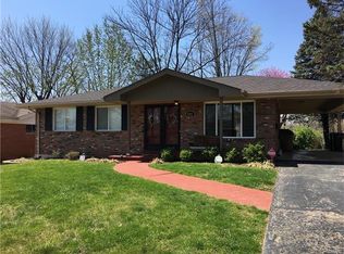 9987 Casa Rosa Dr, Saint Louis, MO 63123