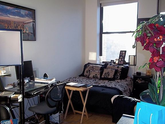 3rd image of 1188 Mission St #Unit #