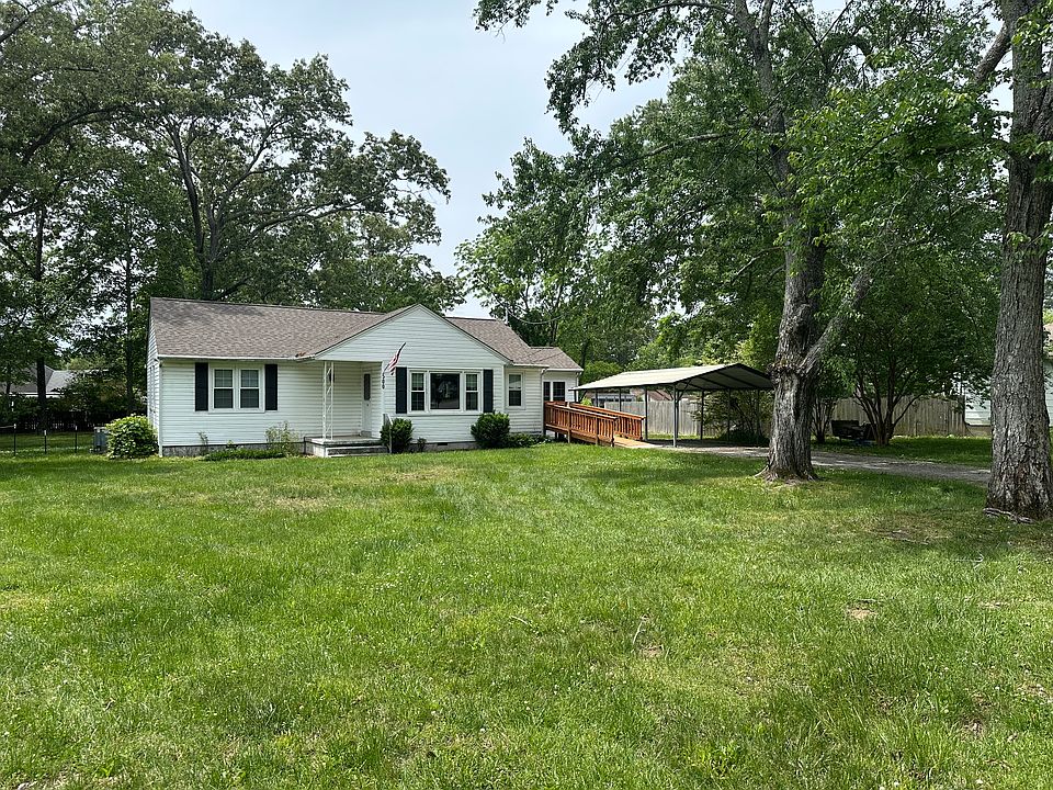 1st image of 500 Westside Heights Dr