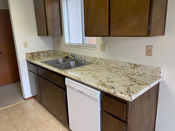 2nd image of 2740 Park Ave #14