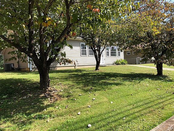 2nd image of 14019 Hurstland Dr SW