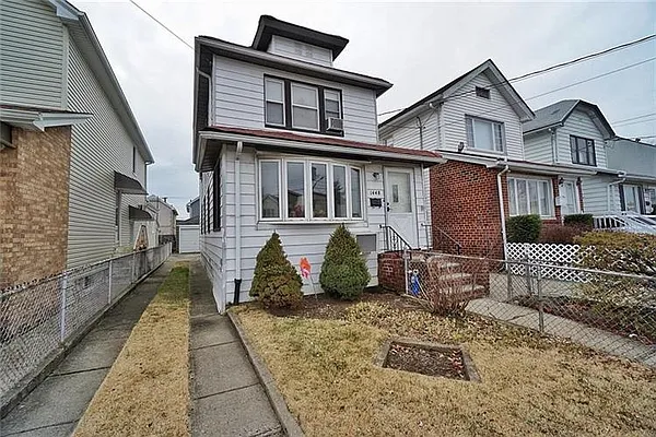 Sold by Weichert Realtors (Legacy) | media 2