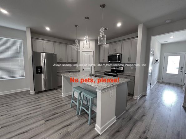 512 Medwyk Dr