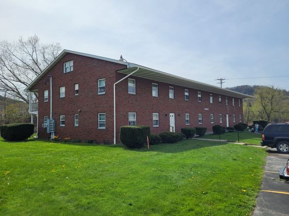 45 Hinkley Dr #2