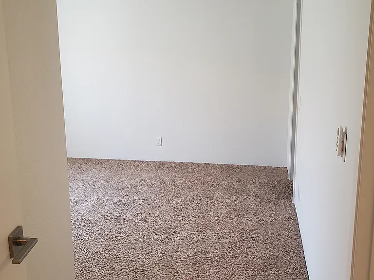136 Desert Falls Dr E — Photo 28