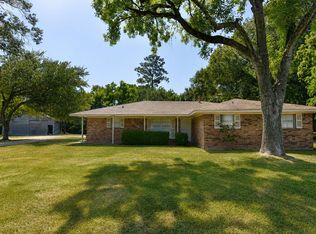 5723 Fm 2100 Rd, Crosby, TX 77532