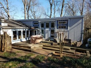 2816 Sandia Dr, Raleigh, NC 27607