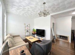 1544 Independence Ave SE APT 1, Washington, DC 20003