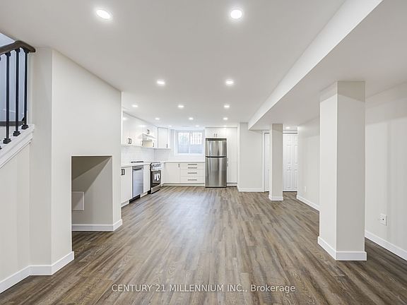4th image of 18 Leneck Ave #Basement