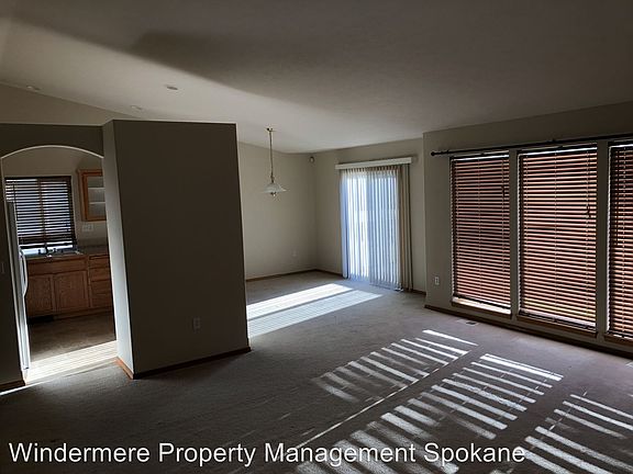 2nd image of 16004 N Gleneden Dr