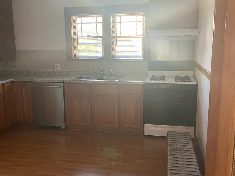1519 North Ave — Photo 27