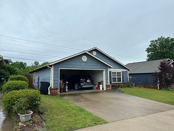 2nd image of 693 Eastgate Blvd