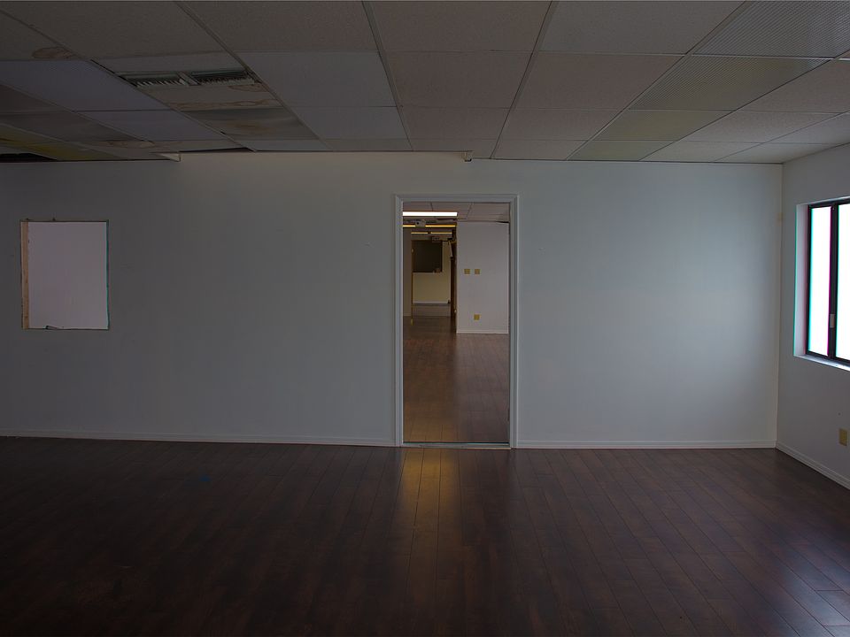 1st image of 1556 Grand Ave