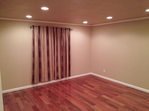 5th image of 720 Dartmouth Pl