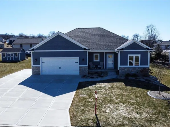 218 Peterson Pkwy, Rio, WI 53960