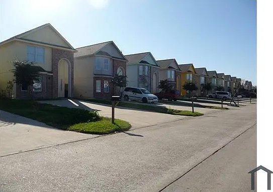 4 bed, 1650 sqft, $2,450 — Photo 2