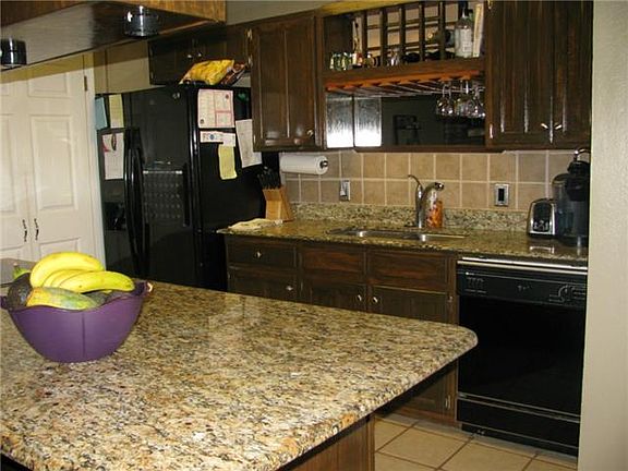 4th image of 4804 French Wood Dr