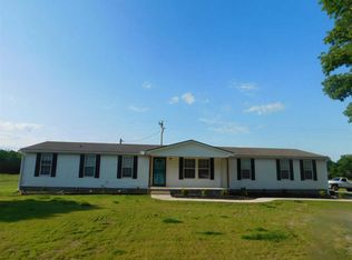 1726 Holly Grove Rd, Lewisburg, TN 37091