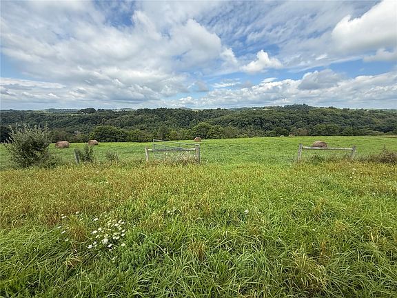 3rd image of 29.5 Acres Along Orchard Rd
