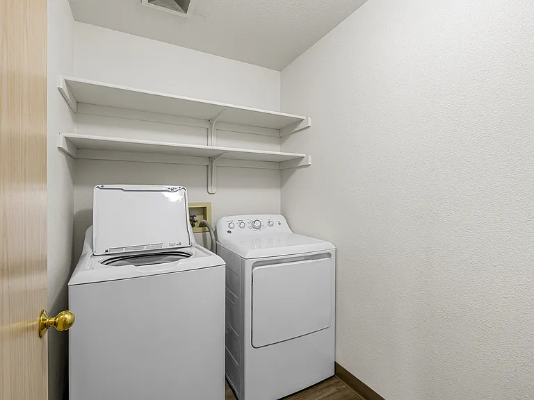 3040 Sheraton Ct #D — Photo 13