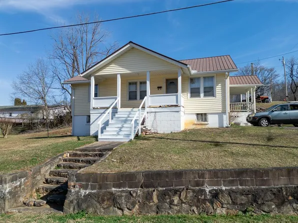 75 Love Ave, Sylva, NC 28779