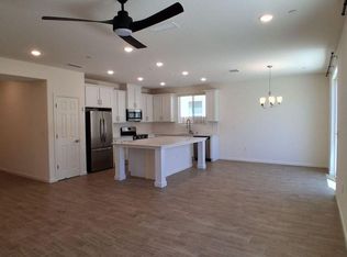 6609 E Carmen Ave, Fresno, CA 93727