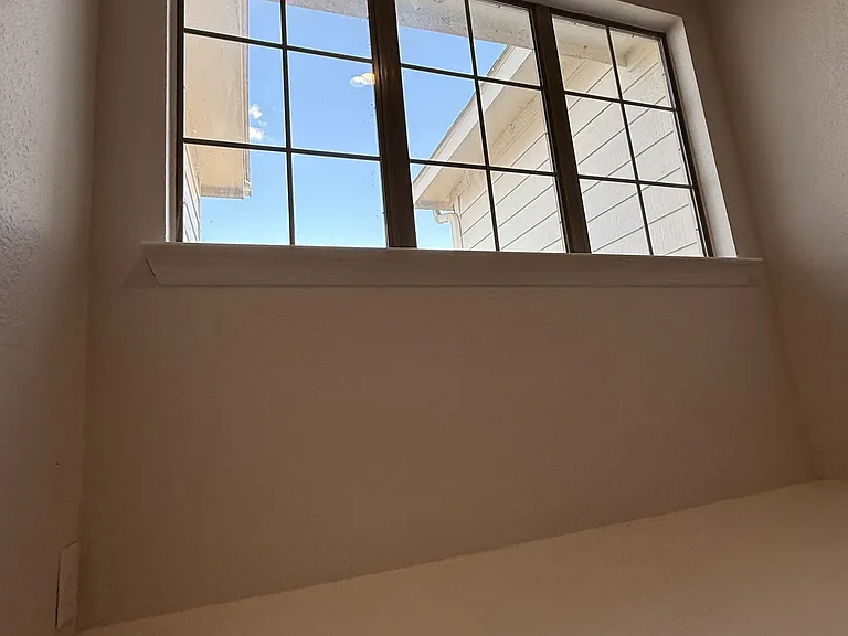 2489 Yuma Dr — Photo 29