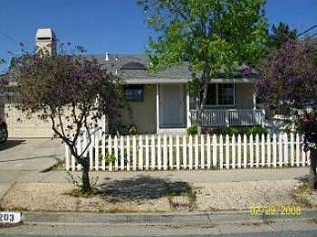 1st image of 5203 Amelia Dr