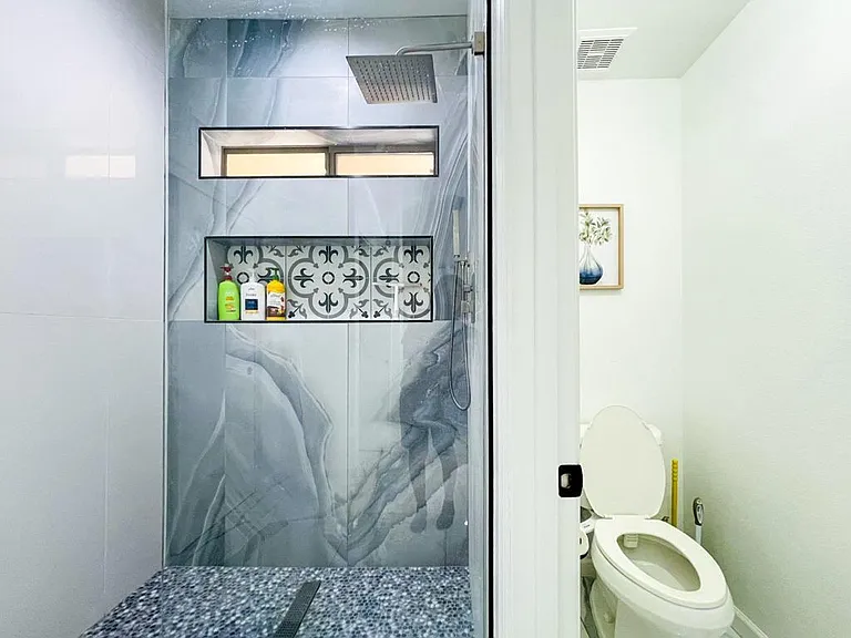 Downstair Standing Shower