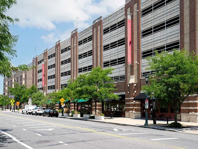Saint Joseph's University