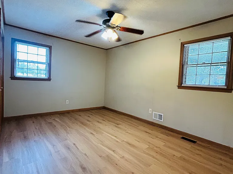 1715 Leeway St #1715 — Photo 8