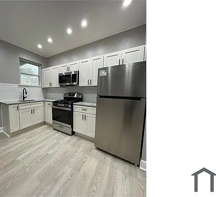 2461 Shirley Ave — Photo 8