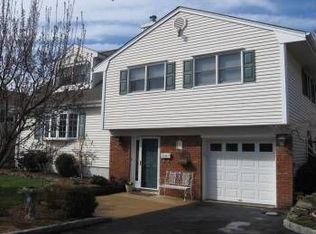 54 Lisa Ter, Somerville, NJ 08876