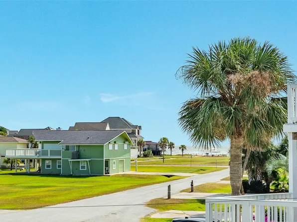 13819 San Domingo Dr, Galveston, TX 77554