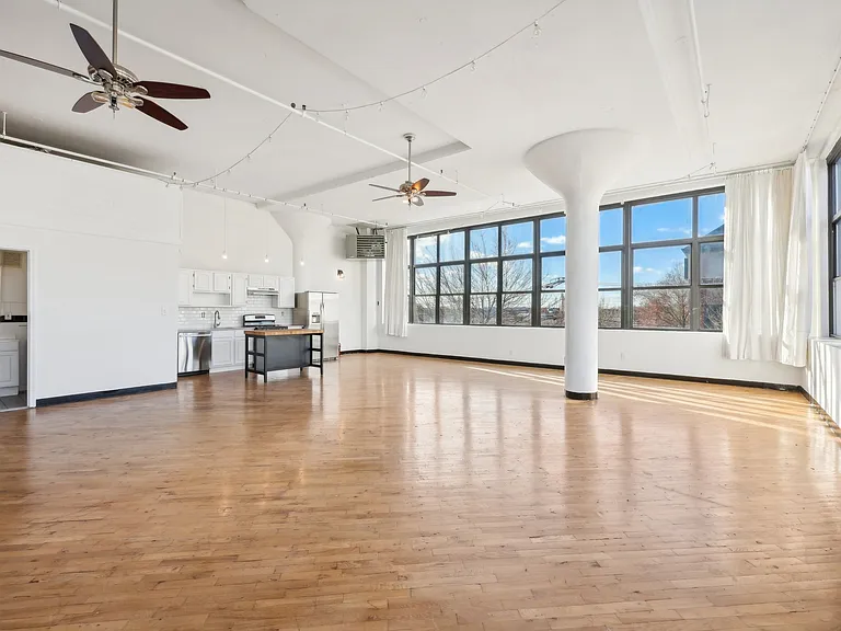 Berry Lane Lofts — Photo 37