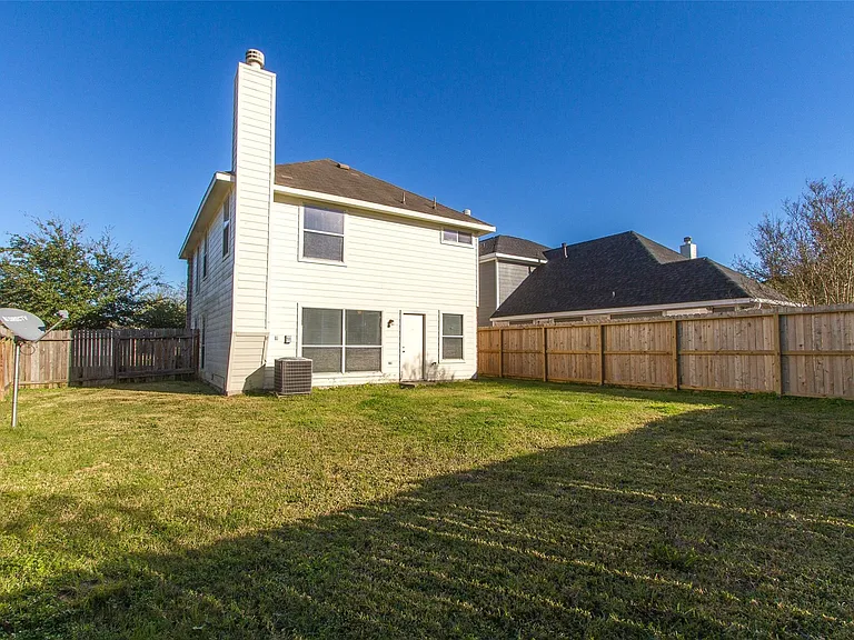 14202 Ballfour Park Ln — Photo 19
