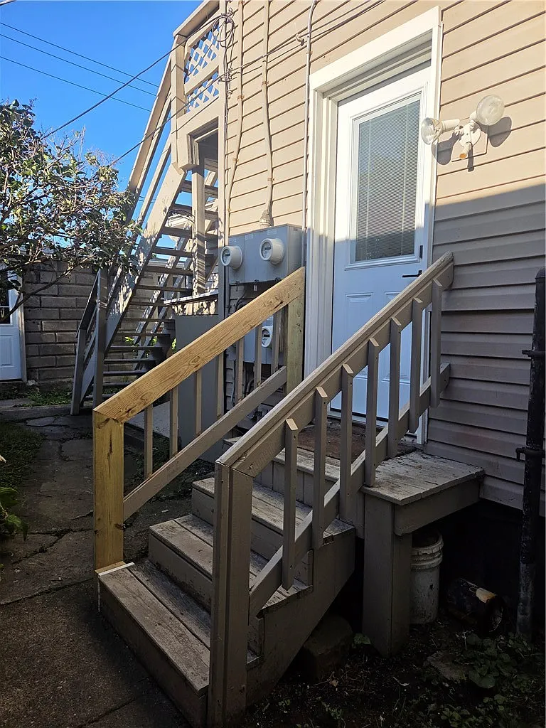 1 bed, 1.0 bath, 989 sqft, $1,250 — Photo 4