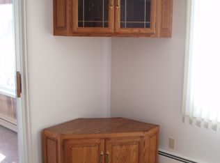1023 S 10th St, Au Gres, MI 48703