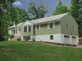 19 Chappaqua Mountain Rd, Chappaqua, NY 10514