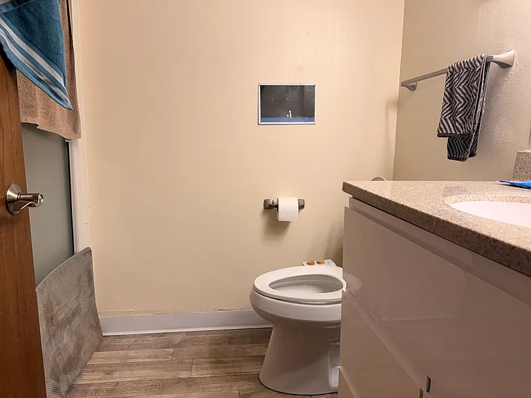 Wingra West Apartments — Photo 4