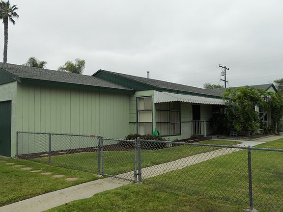 Shared front yard
