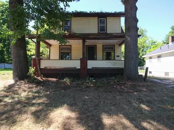 555 Saint Louis Ave, Youngstown, OH 44511