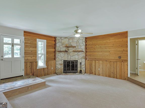 2nd image of 110 Pioneer Dr